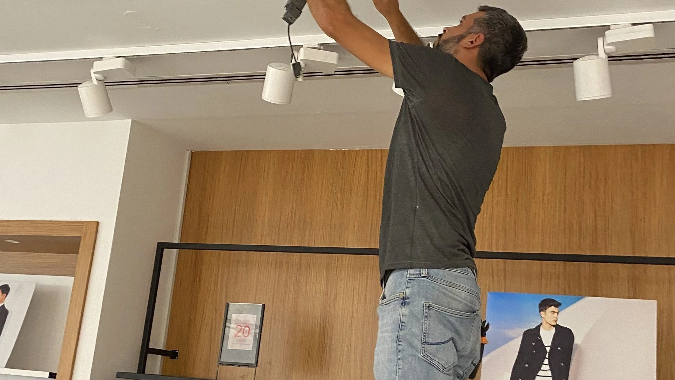 Adana Çukurova elektrikçi yerinde elektrik arıza servisi