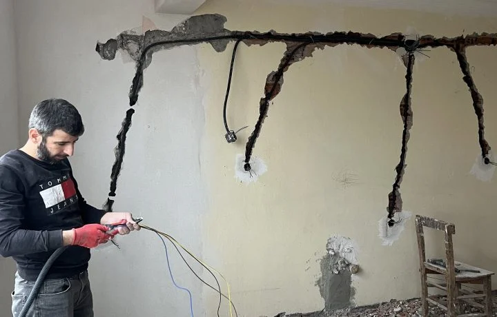 Adana elektrik servis ve saha çalışması