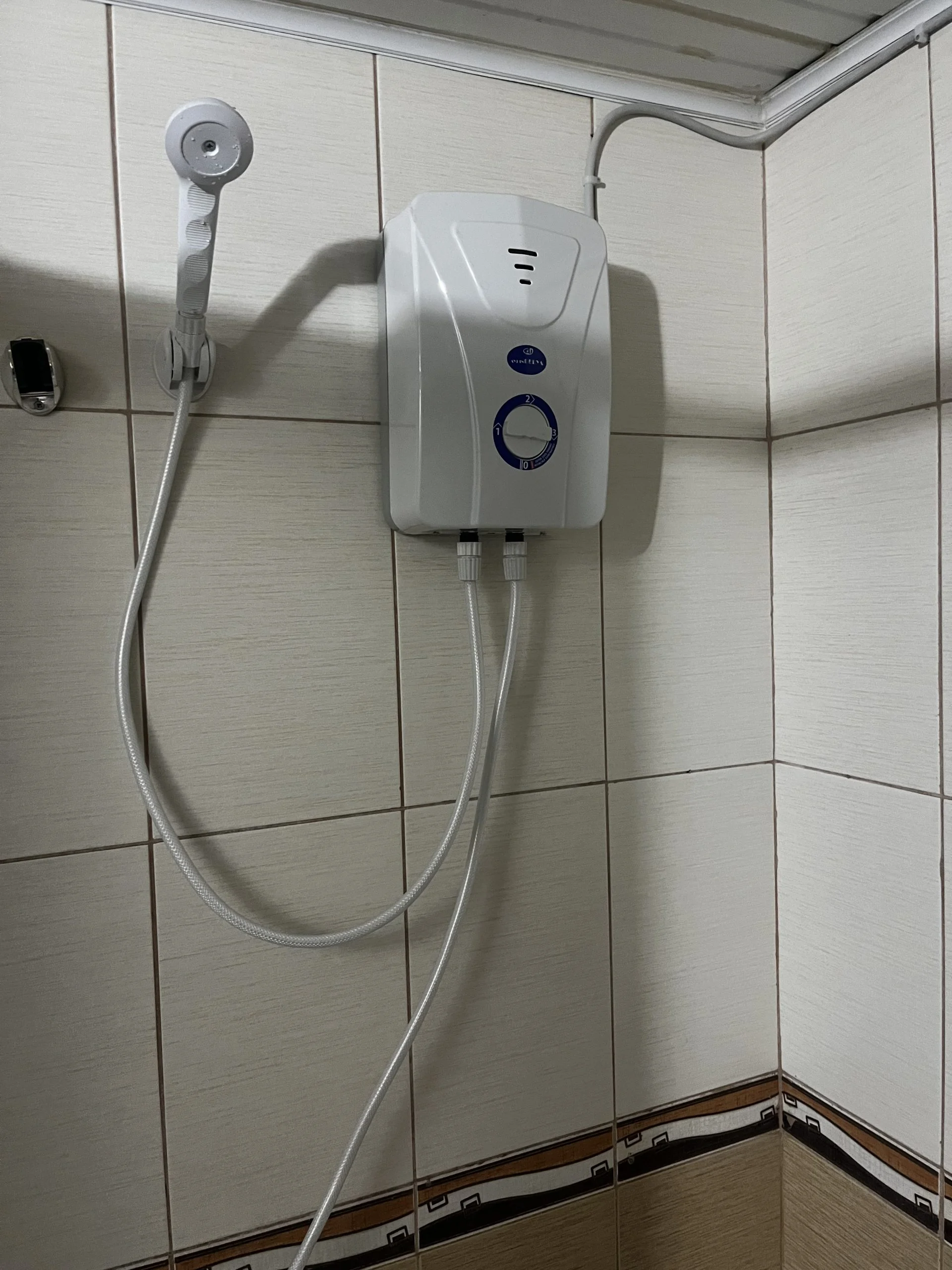 Adana Vali Yolu Caddesi elektrikçi elektrik servis uygulaması